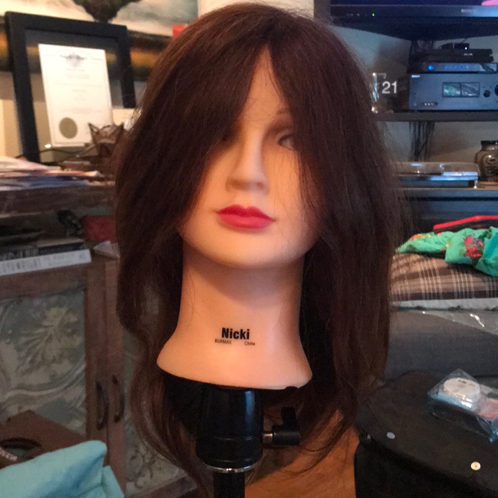 Nicki hair model